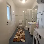 Vendégház Jt *