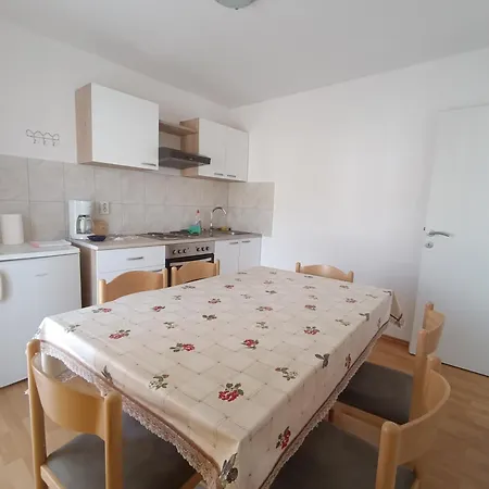 Holiday home Jt *